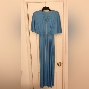 Vintage 70s silk long kimono sleeve style robe.